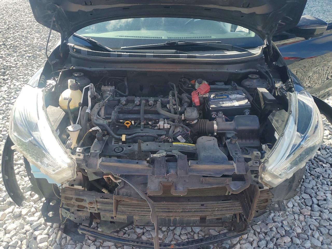 2019 NISSAN KICKS