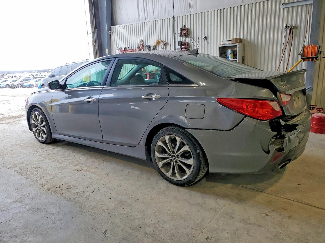 2014 HYUNDAI SONATA