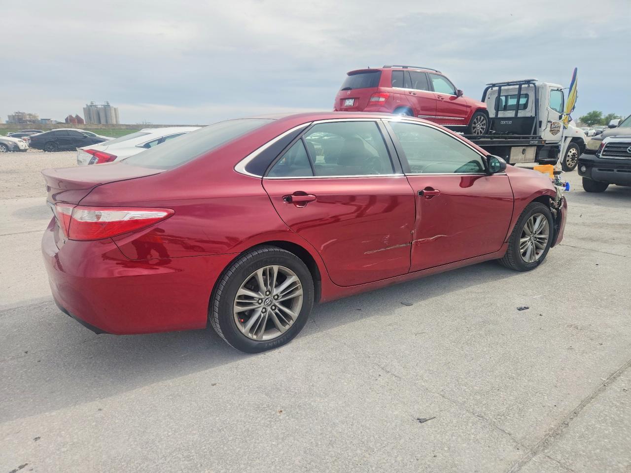 2017 TOYOTA CAMRY