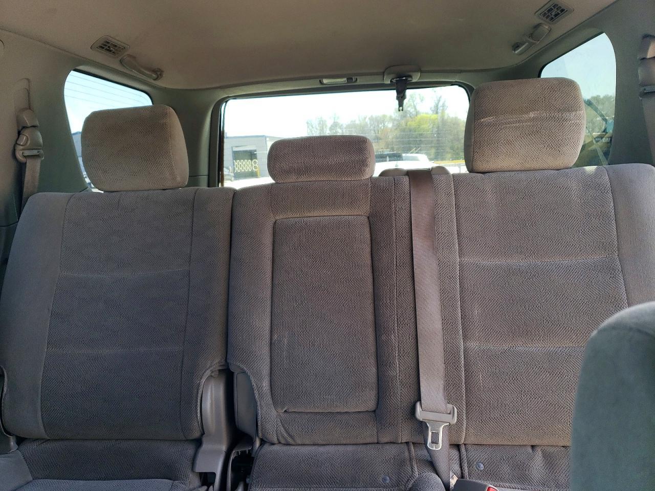 2006 TOYOTA Sequoia