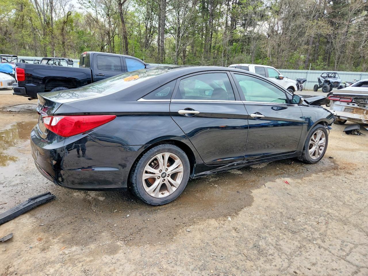 2013 HYUNDAI SONATA