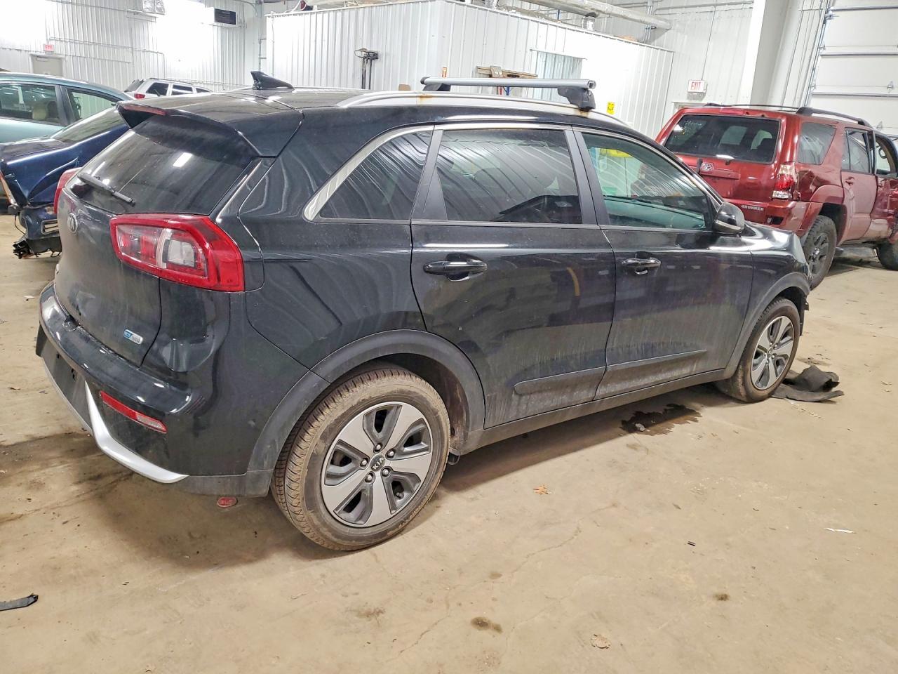 2017 KIA Niro