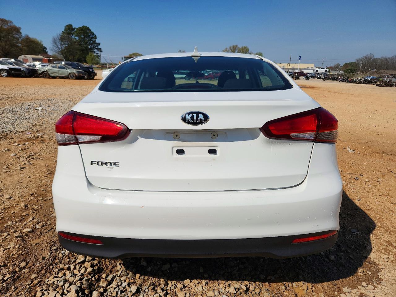 2017 KIA FORTE