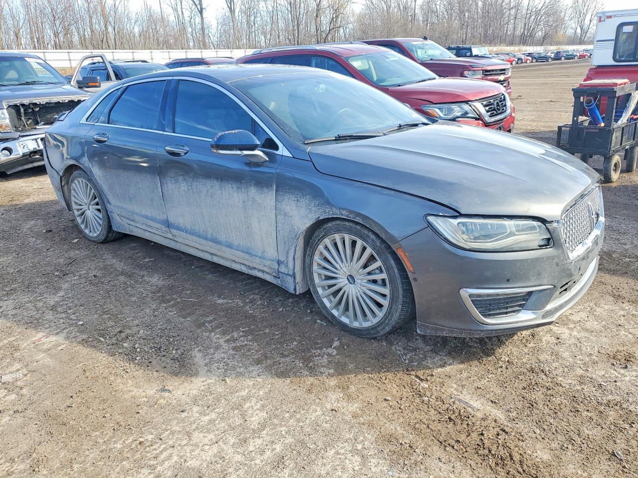 2017 LINCOLN MKZ