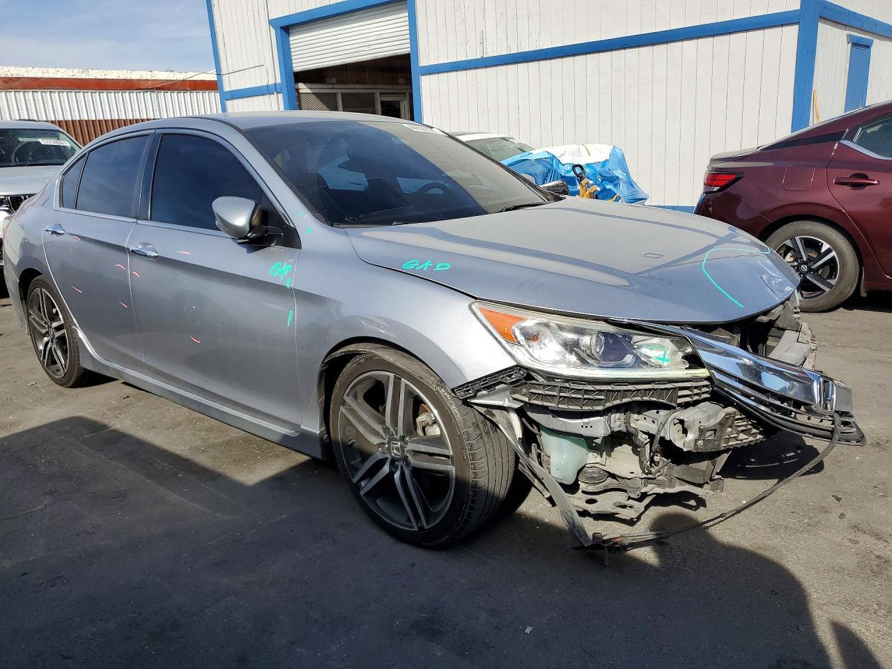 2017 HONDA ACCORD