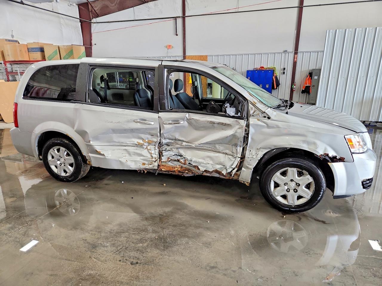 2010 DODGE GRAND CARAVAN