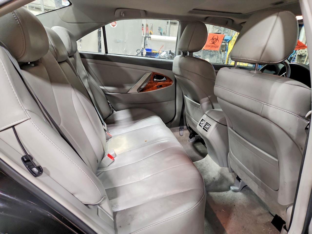 2010 TOYOTA CAMRY