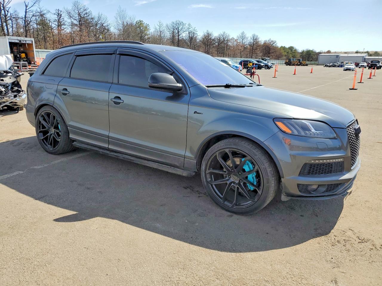 2014 AUDI Q7