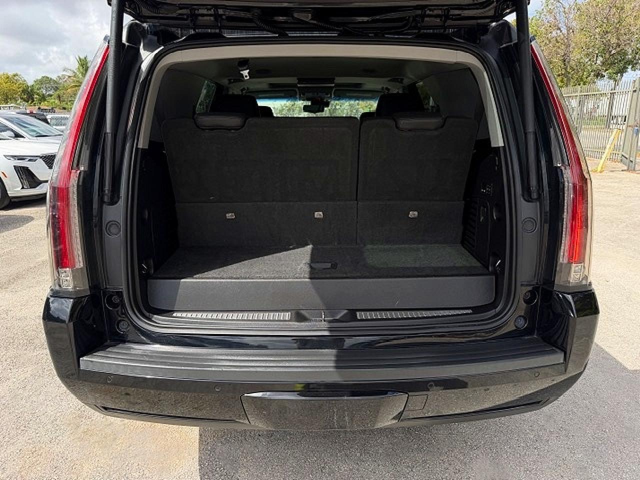 2019 CADILLAC ESCALADE