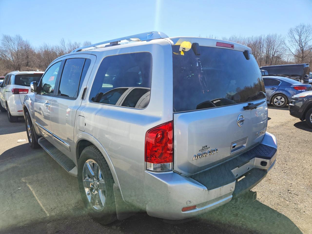2013 NISSAN Armada