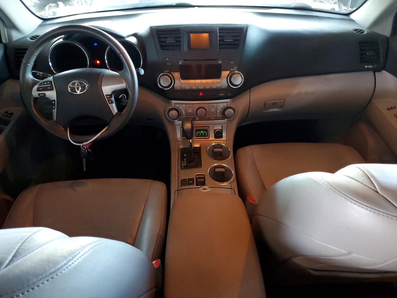 2012 TOYOTA HIGHLANDER