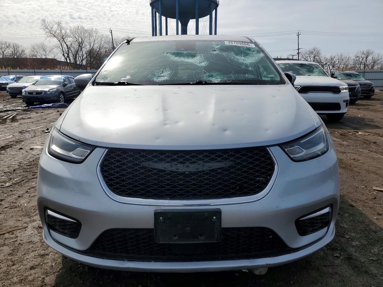 2023 CHRYSLER Pacifica