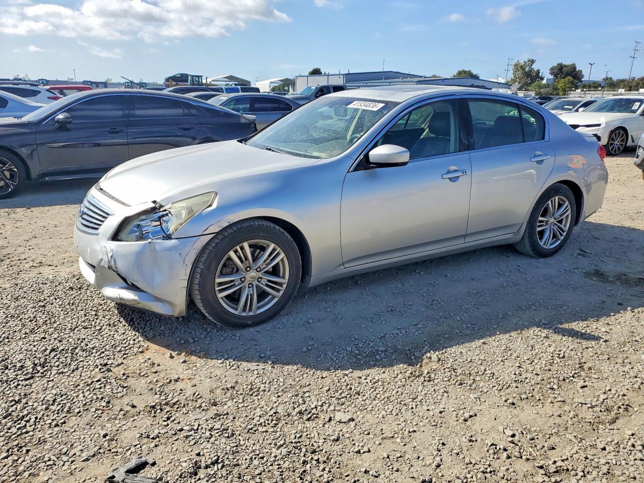 2012 INFINITI G37