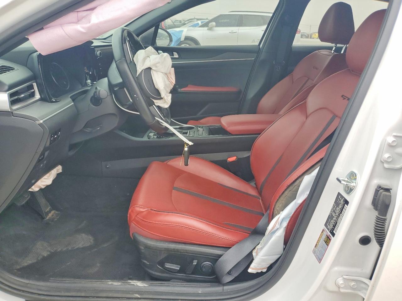 2022 KIA K5