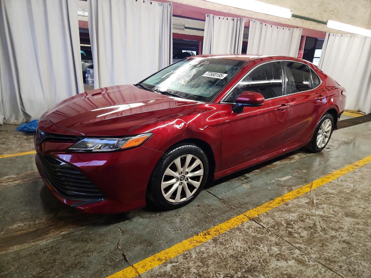 2018 TOYOTA CAMRY