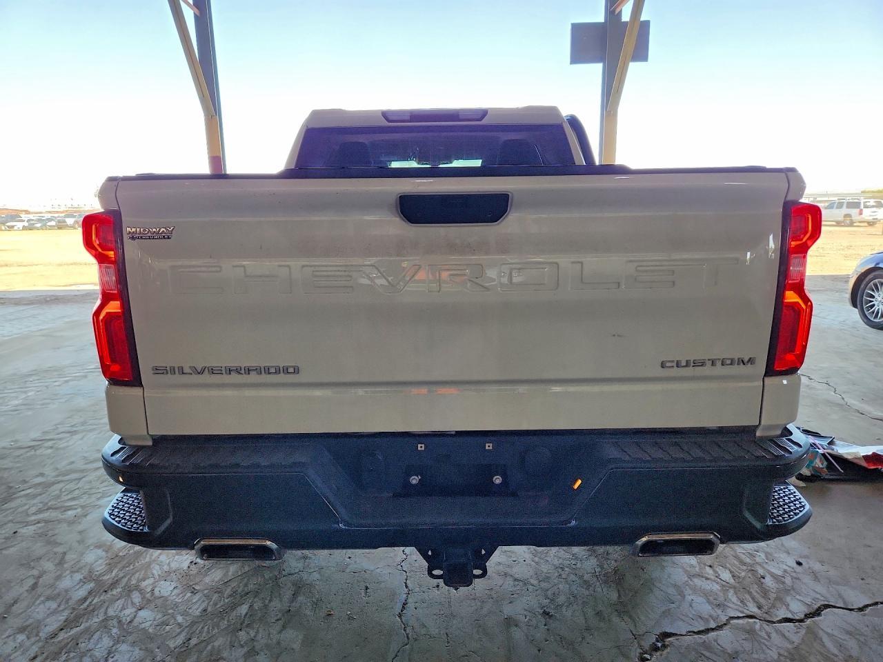 2021 CHEVROLET Silverado