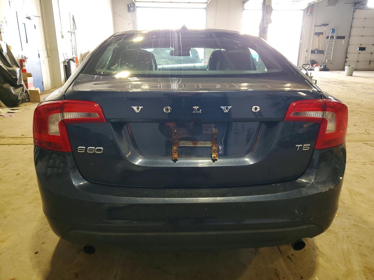 2012 VOLVO S60