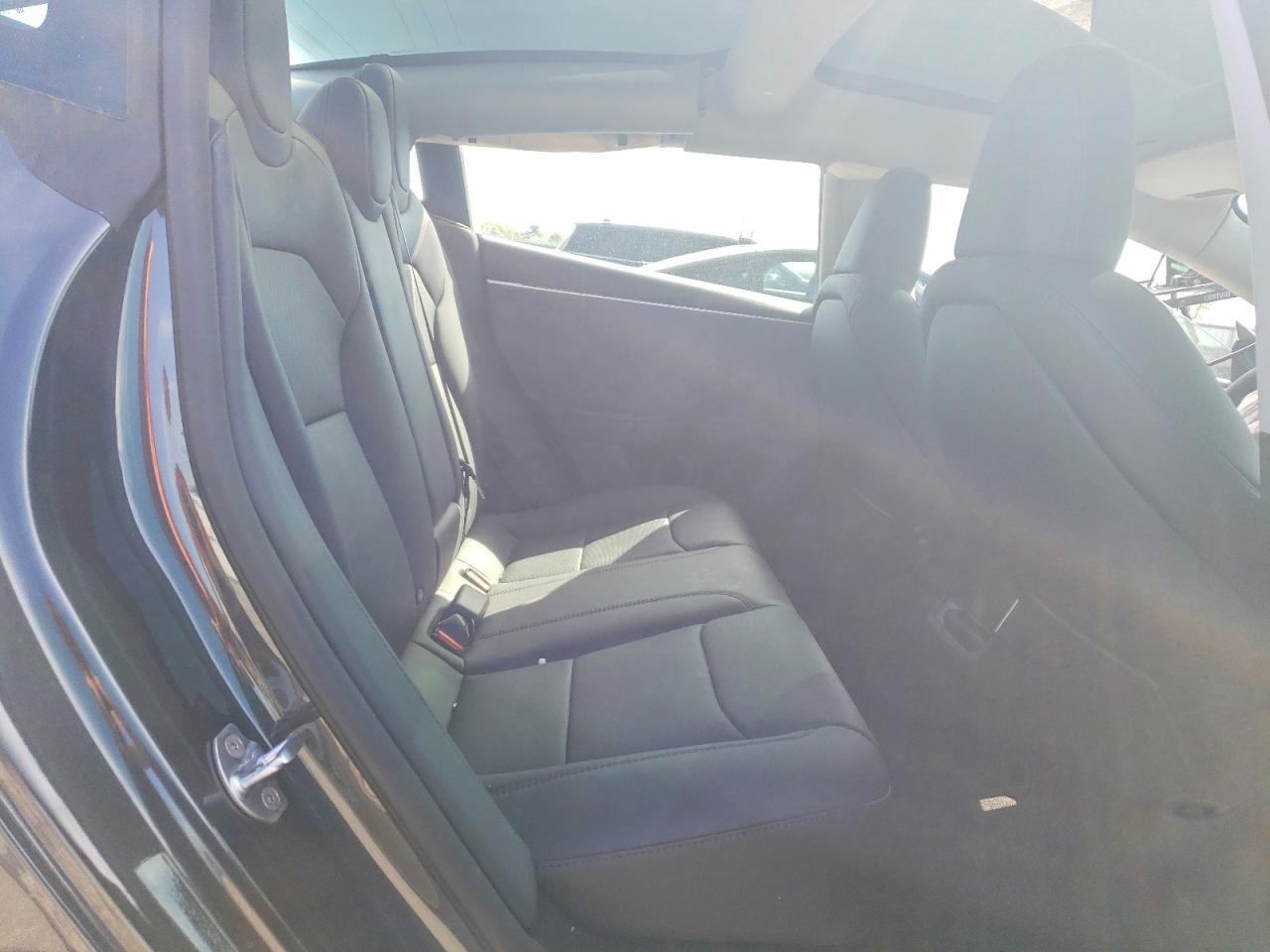 2026 TESLA MODEL 3