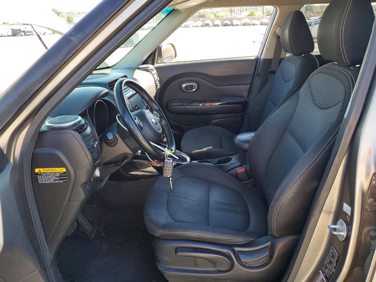 2016 KIA SOUL