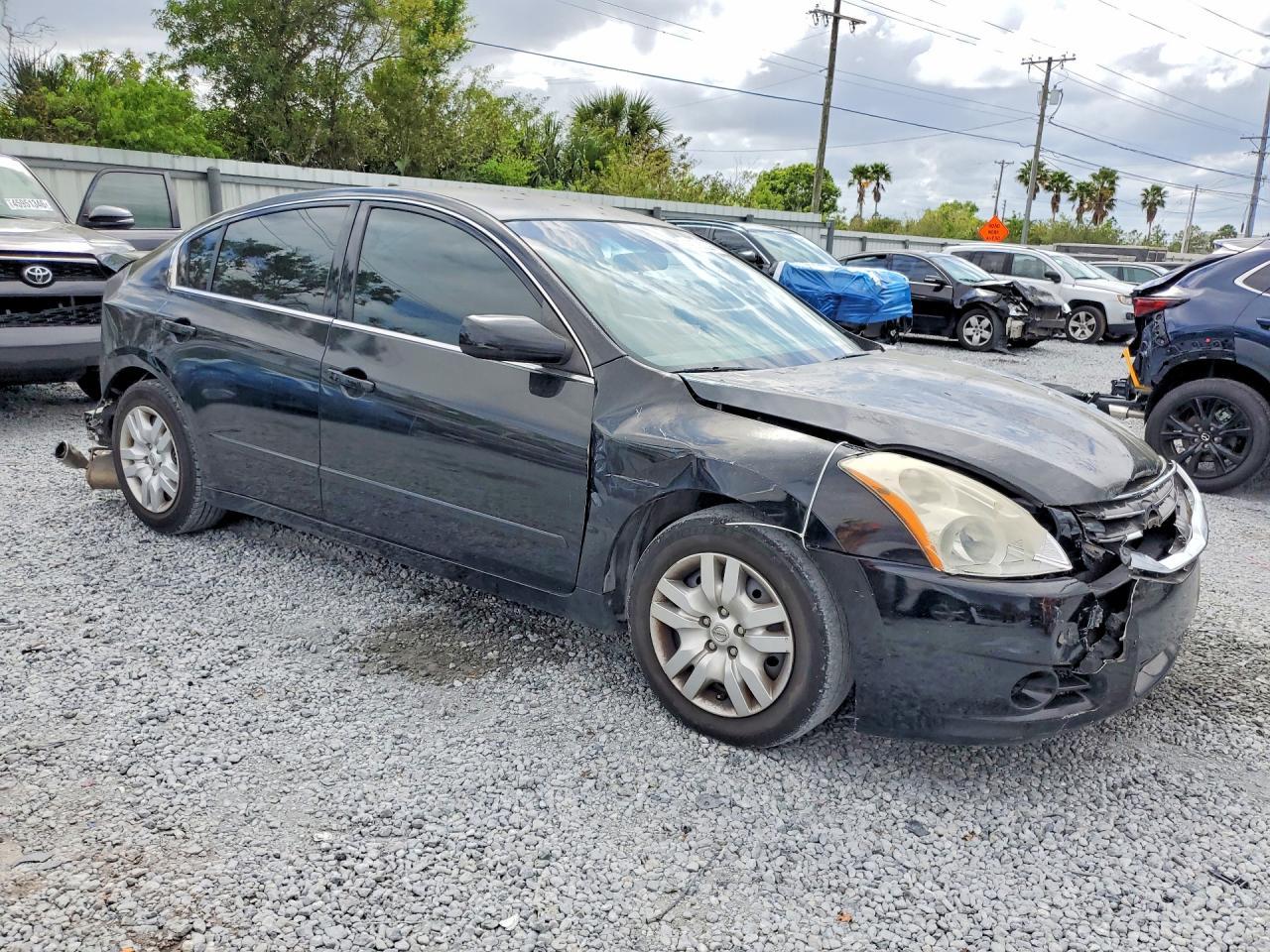 2012 NISSAN ALTIMA