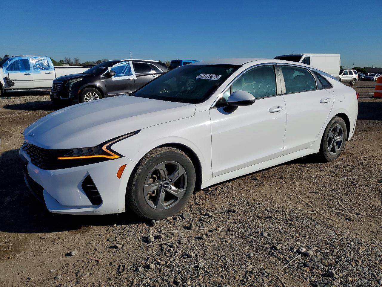 2022 KIA K5