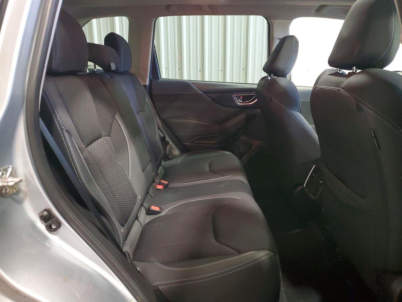 2021 SUBARU FORESTER