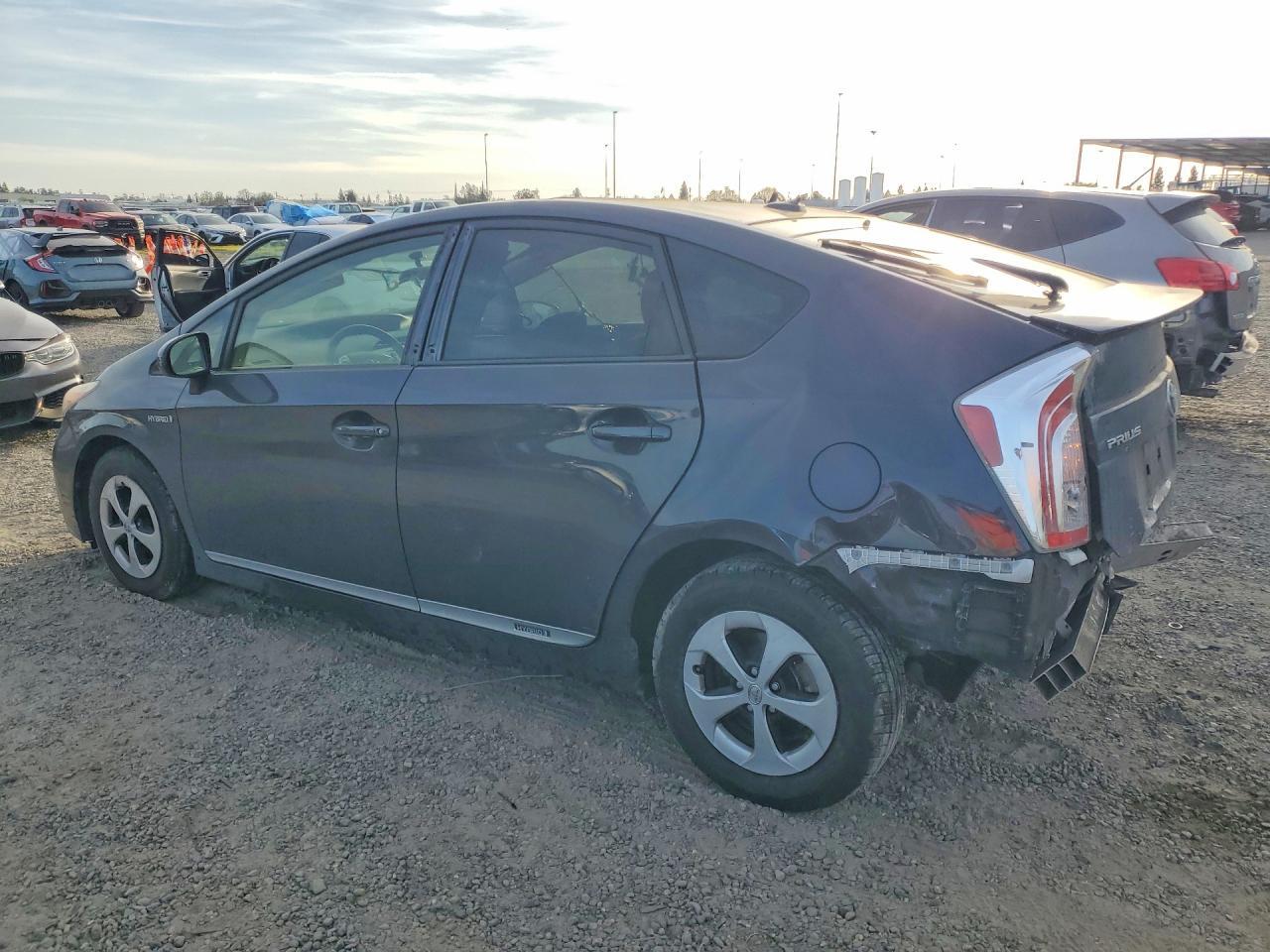 2014 TOYOTA PRIUS