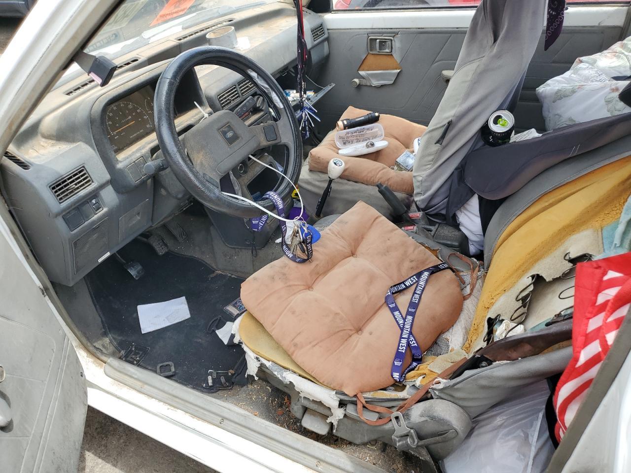 1993 FORD Festiva