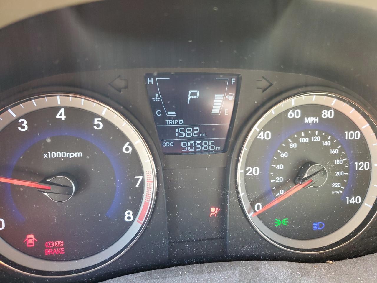 2014 HYUNDAI ACCENT
