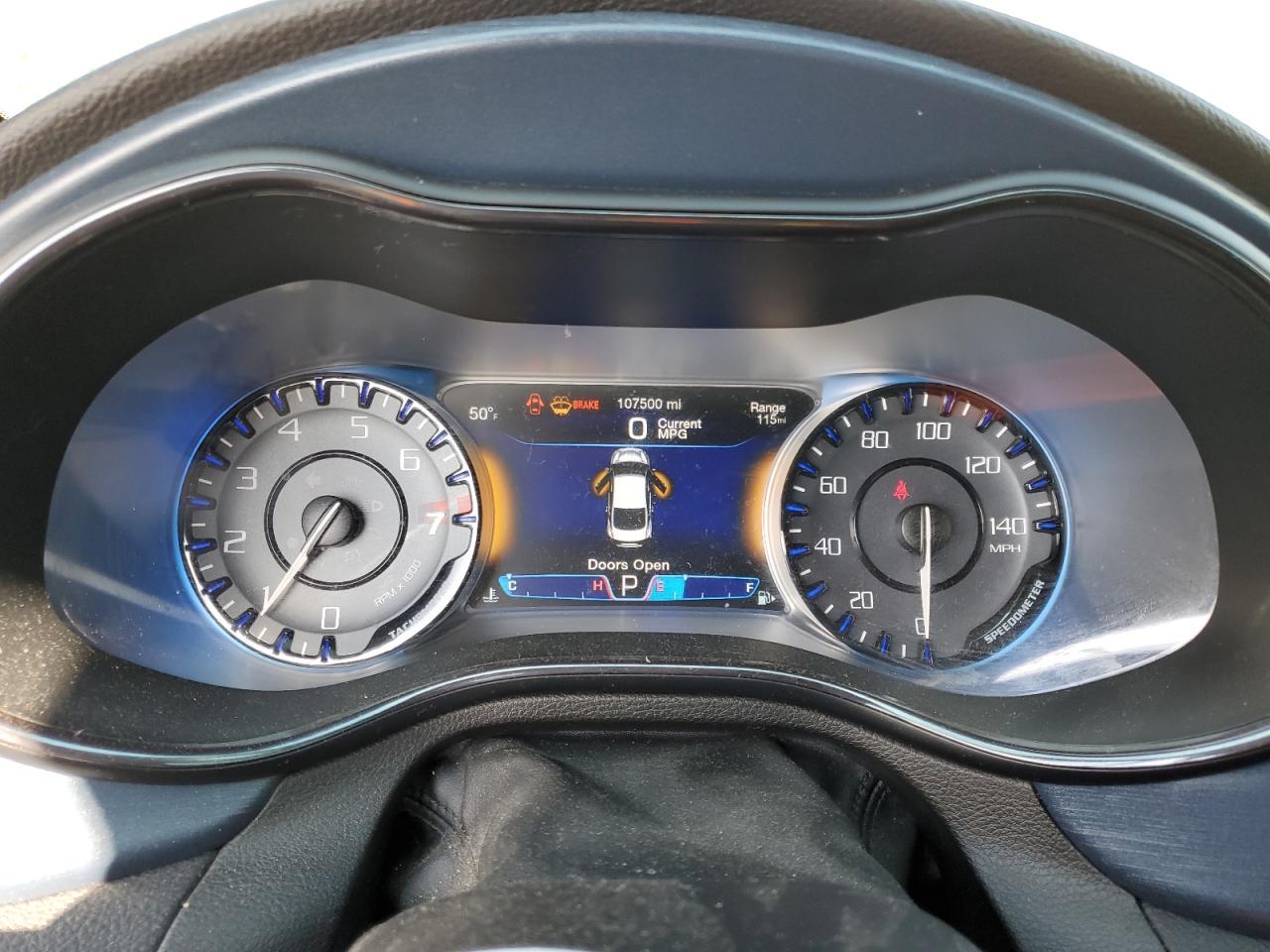 2015 CHRYSLER 200