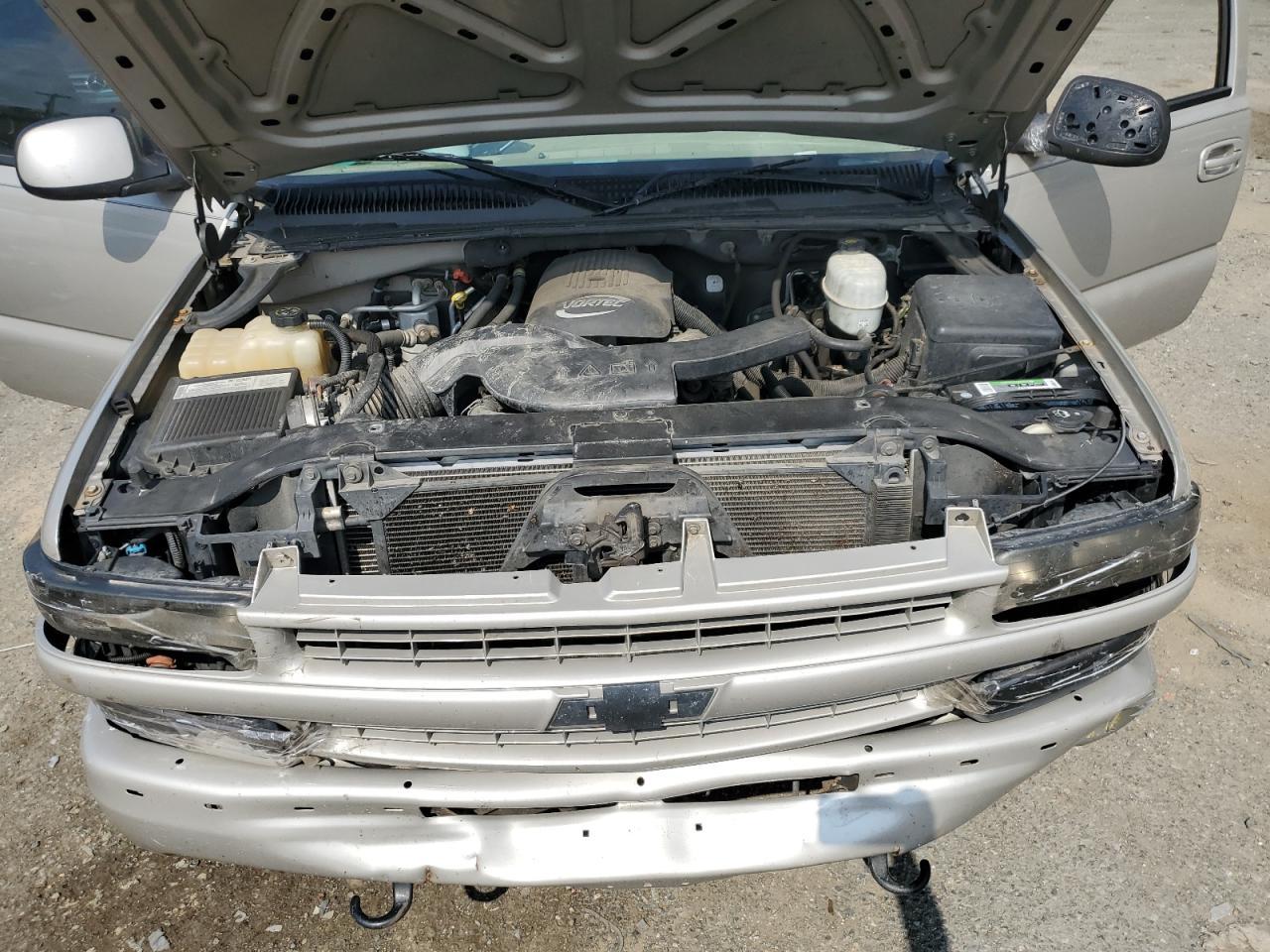 2005 CHEVROLET Suburban