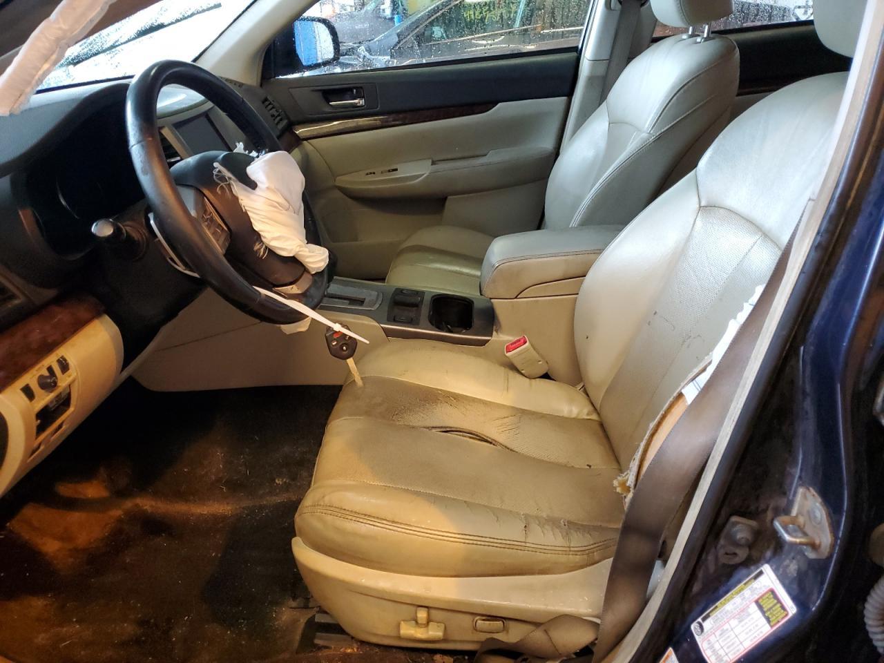 2013 SUBARU Legacy