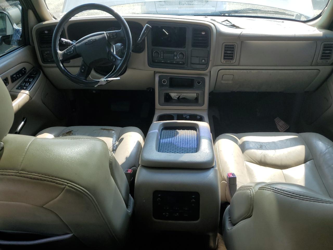 2005 CHEVROLET Suburban