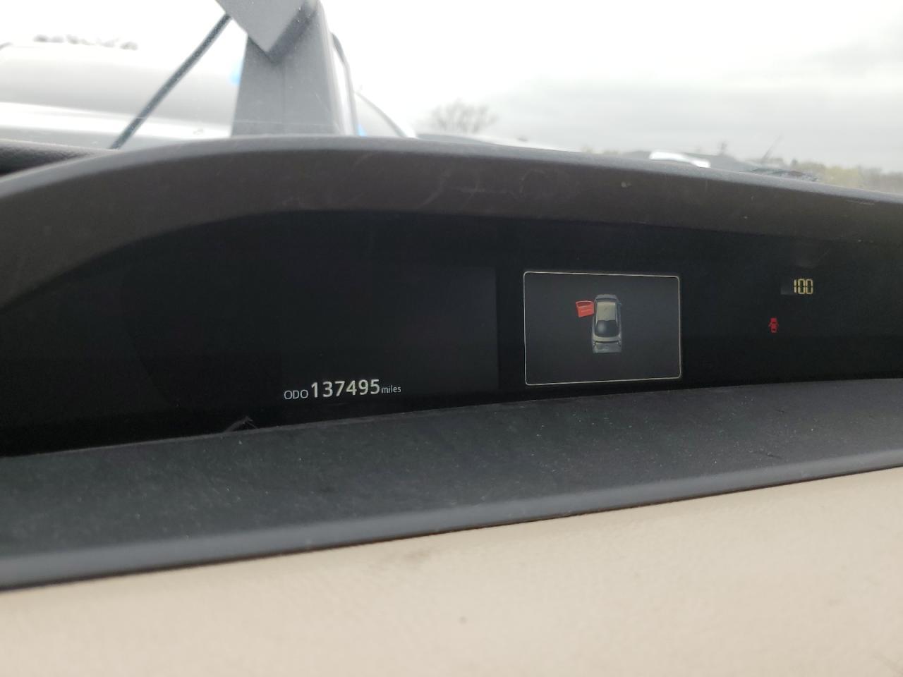 2017 TOYOTA PRIUS