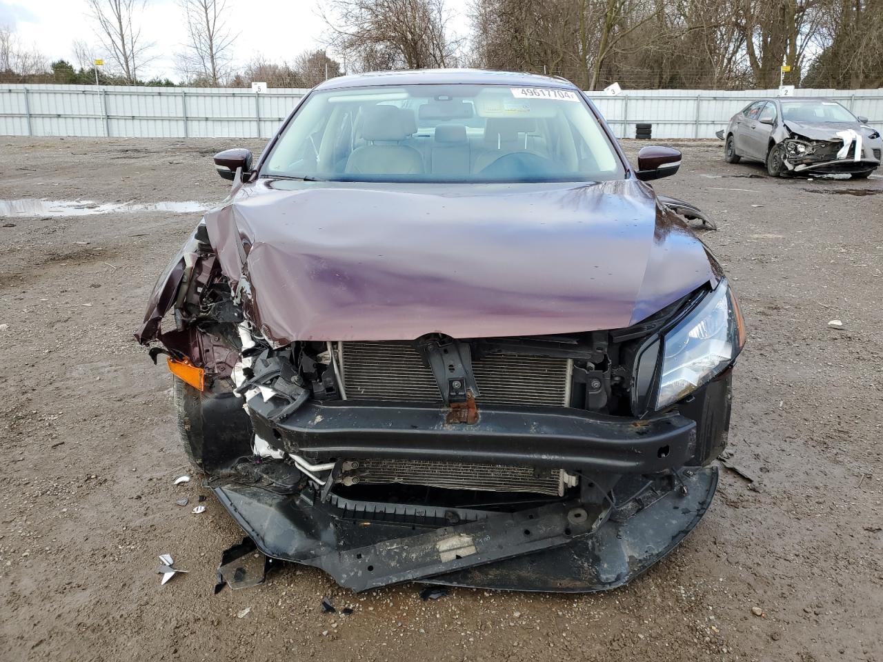 2014 VOLKSWAGEN Passat