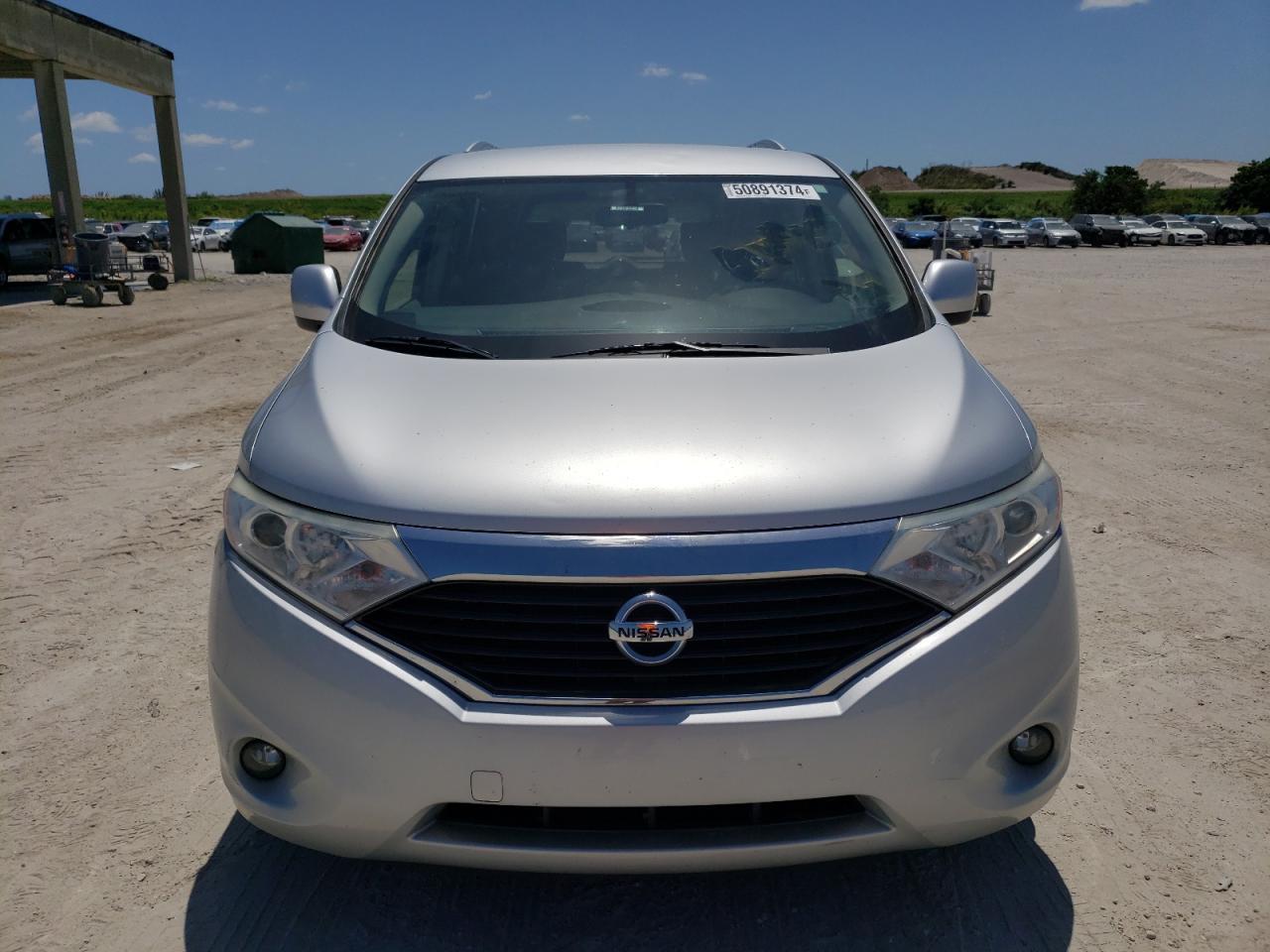 2016 NISSAN Quest