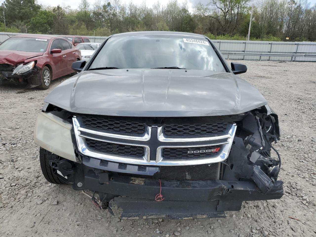 2013 DODGE Avenger