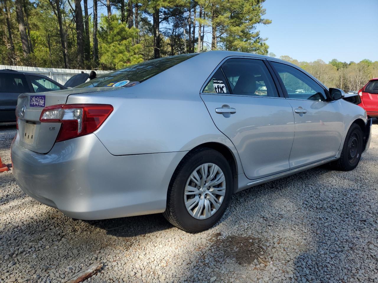 2012 TOYOTA CAMRY