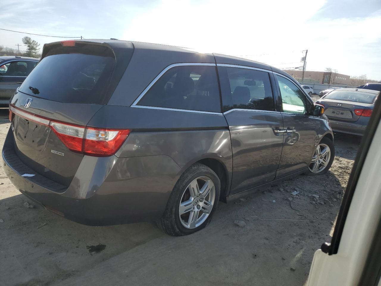 2011 HONDA ODYSSEY