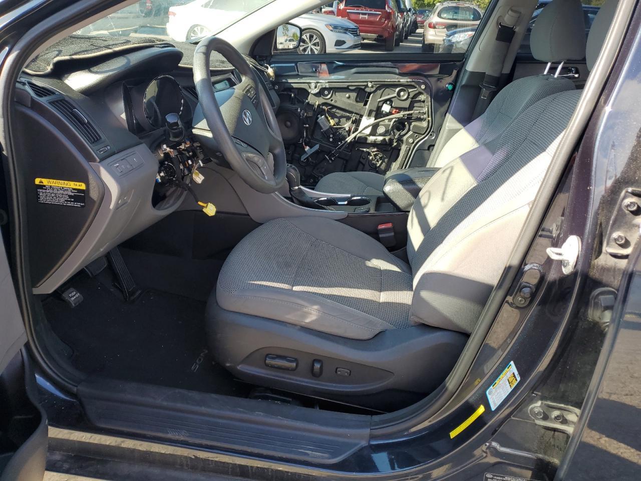 2013 HYUNDAI SONATA