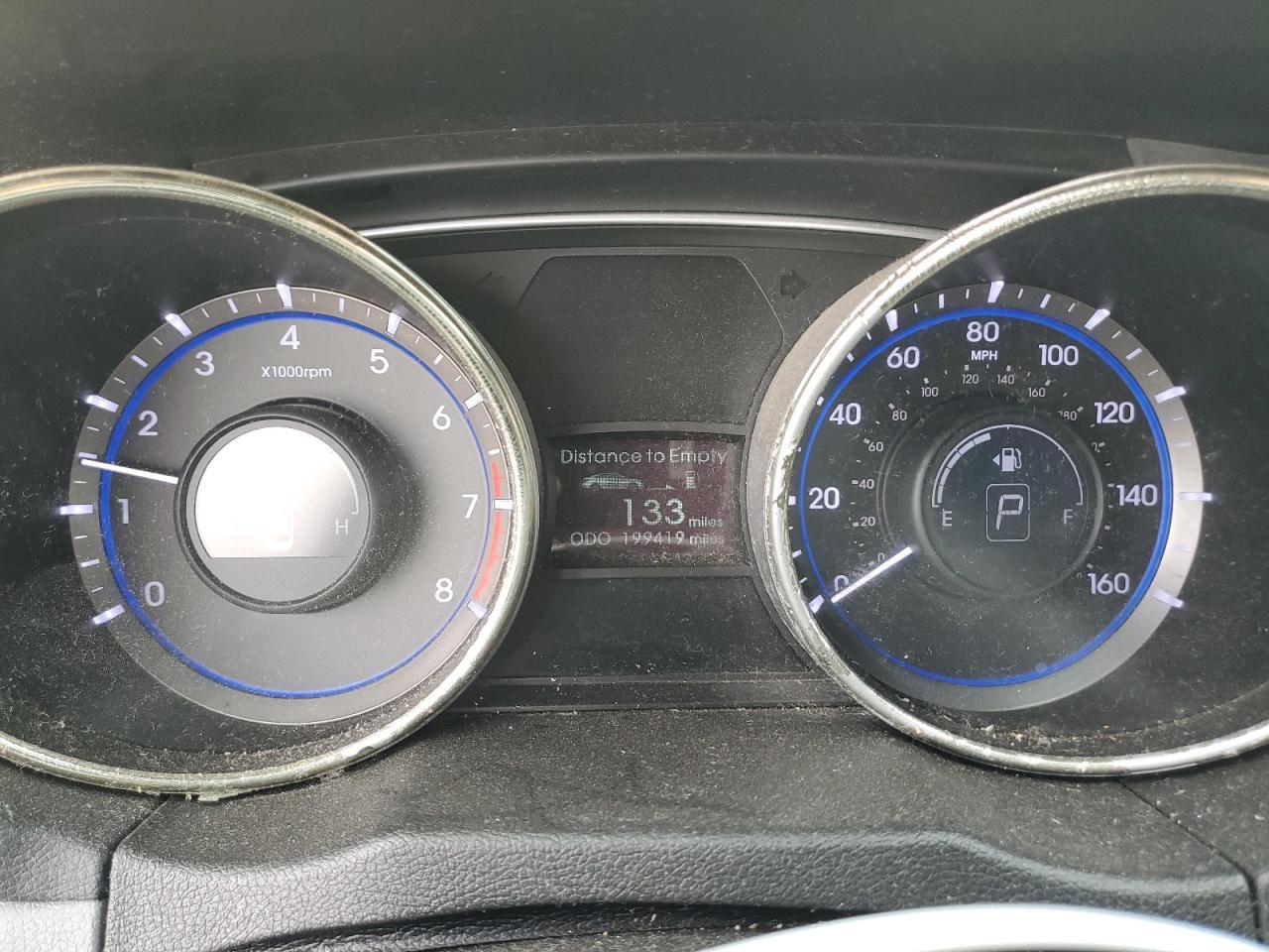 2011 HYUNDAI SONATA