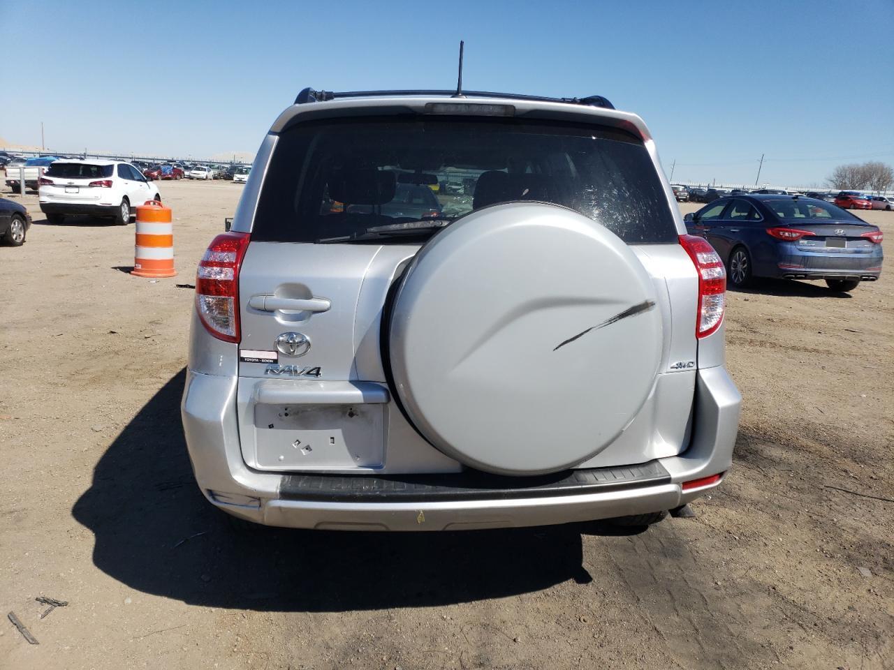 2011 TOYOTA RAV4