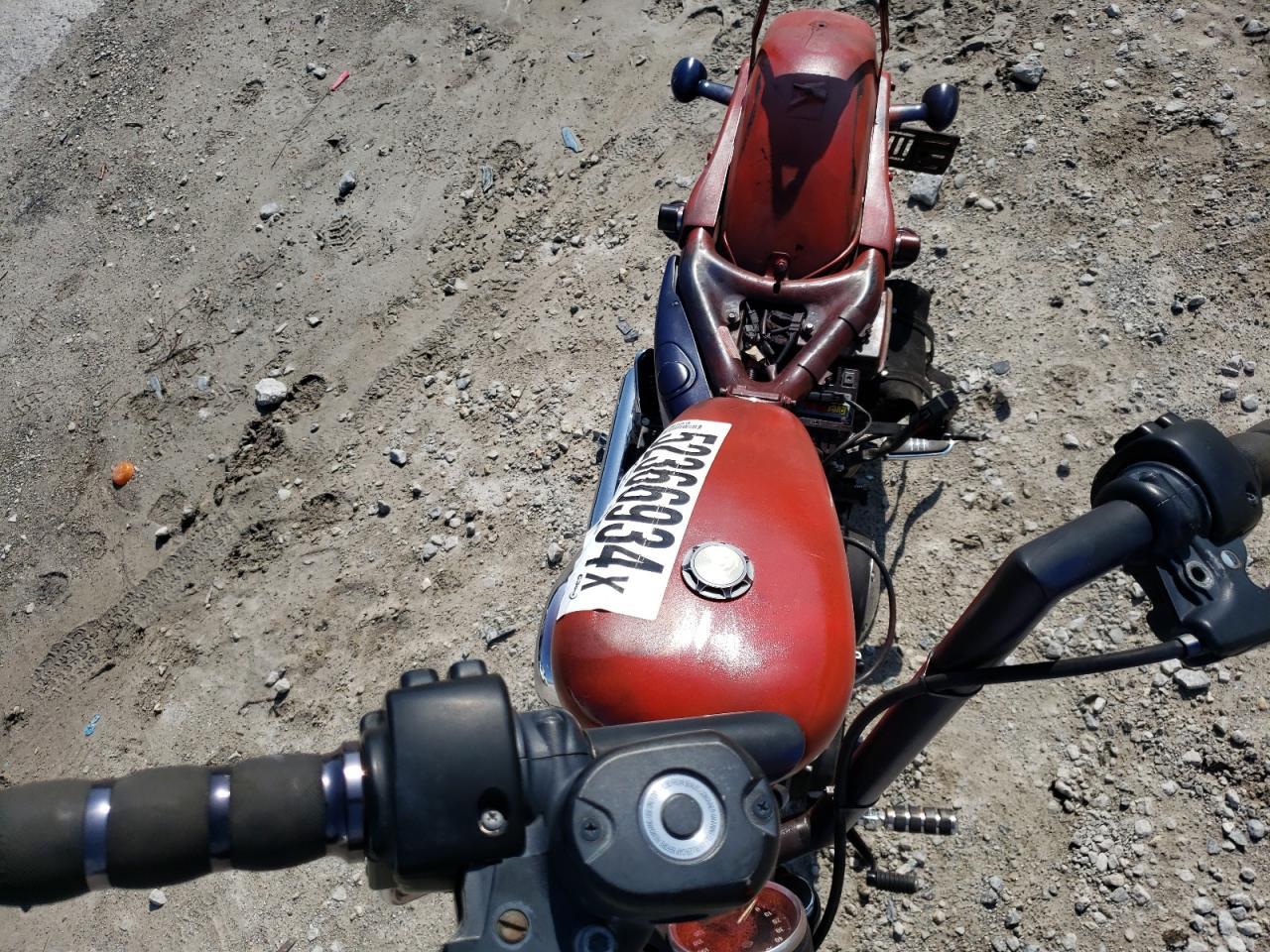 2015 HARLEY-DAVIDSON Xl883