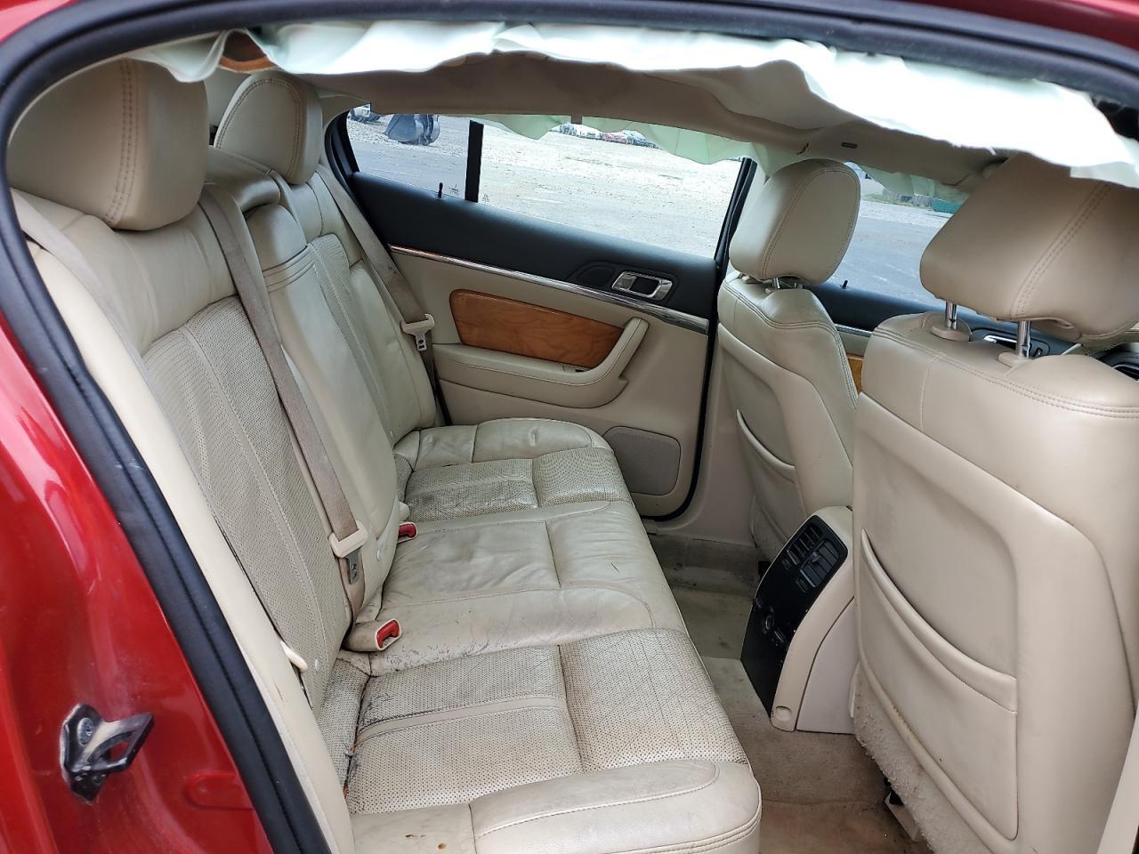 2010 LINCOLN MKS