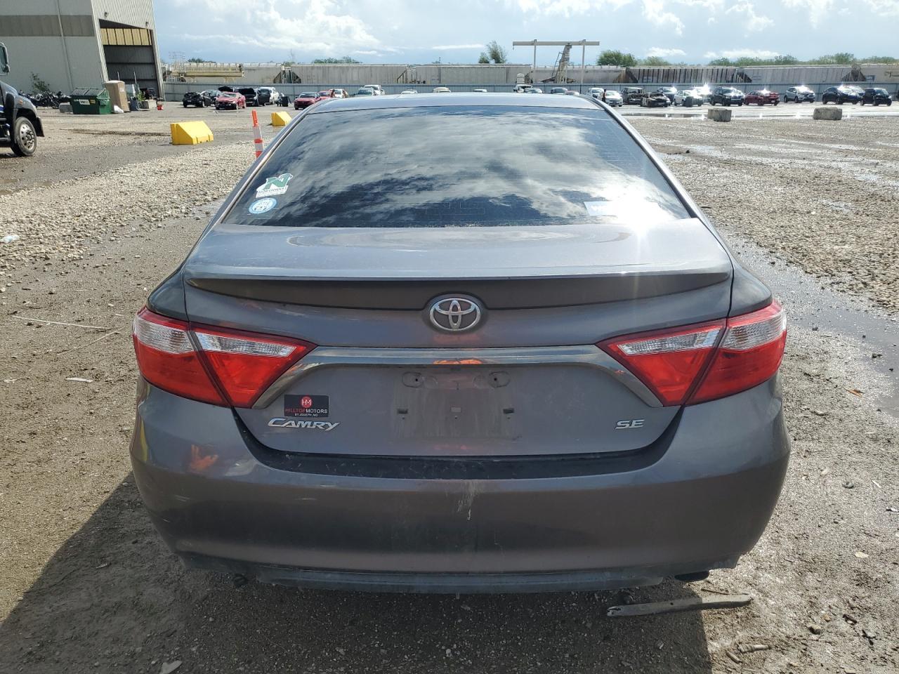 2015 TOYOTA CAMRY