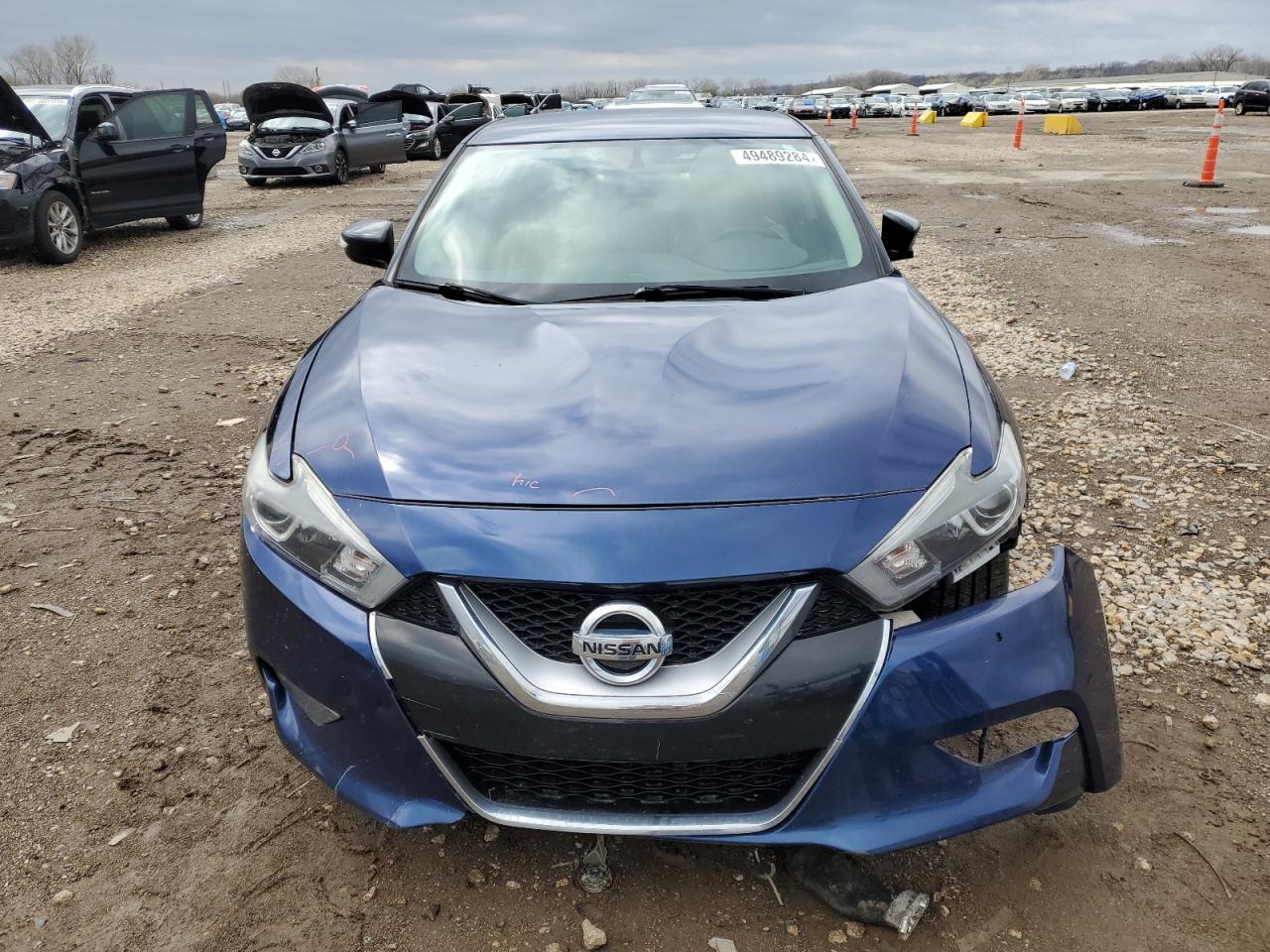 2016 NISSAN Maxima