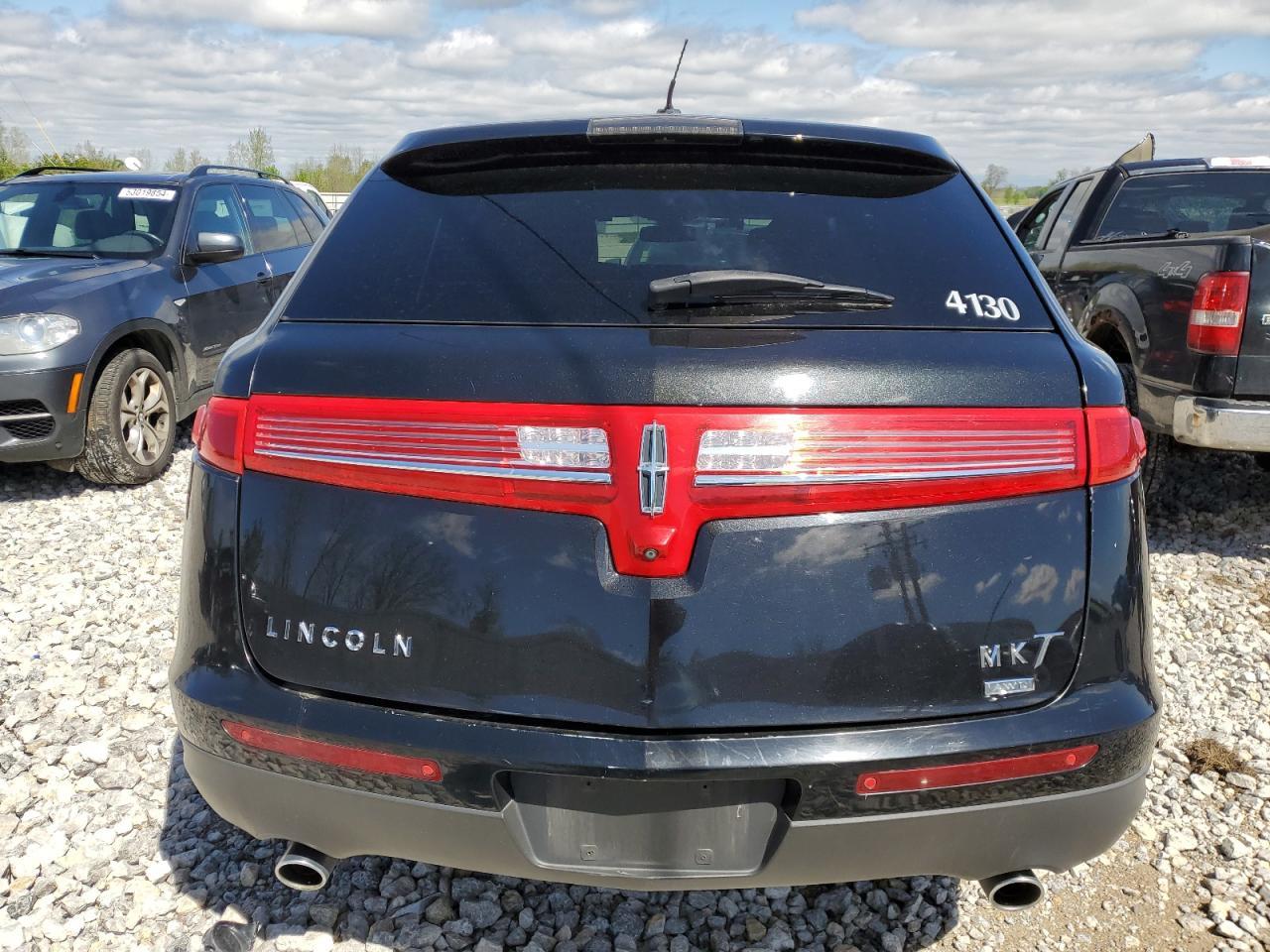 2015 LINCOLN MKT