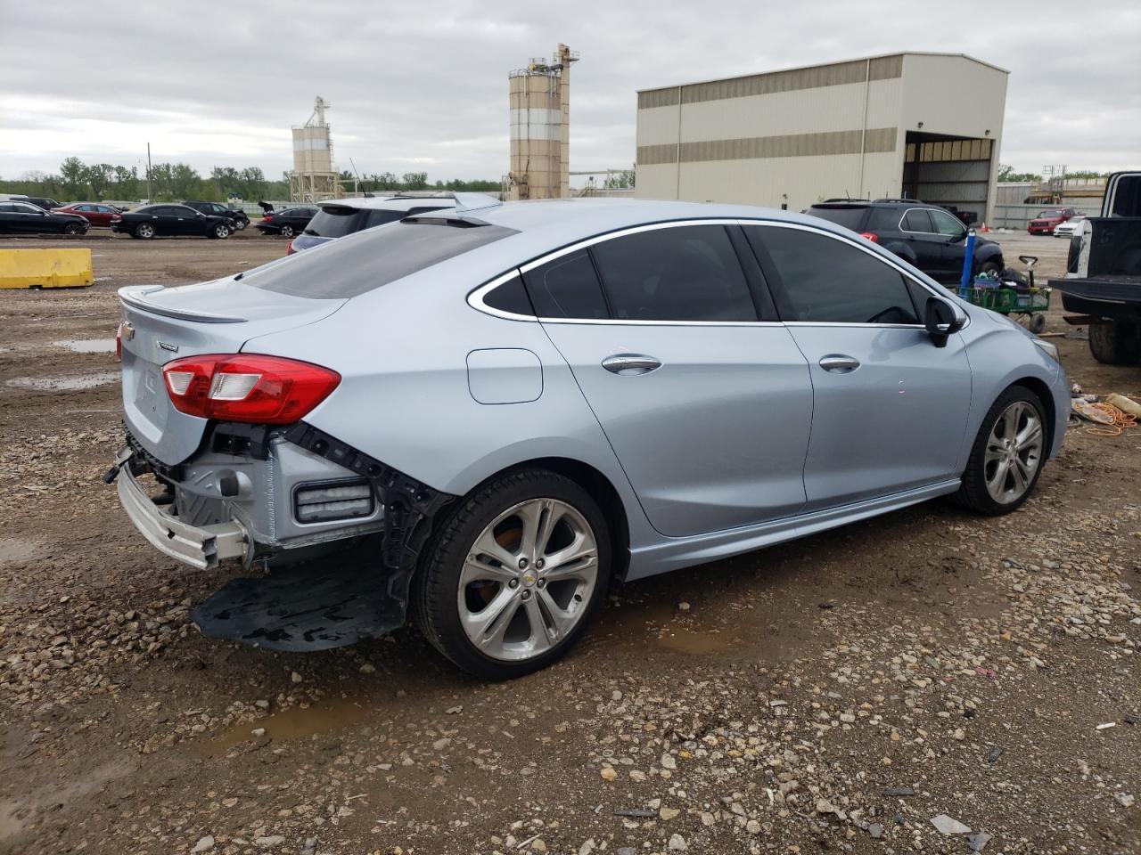 2017 CHEVROLET CRUZE