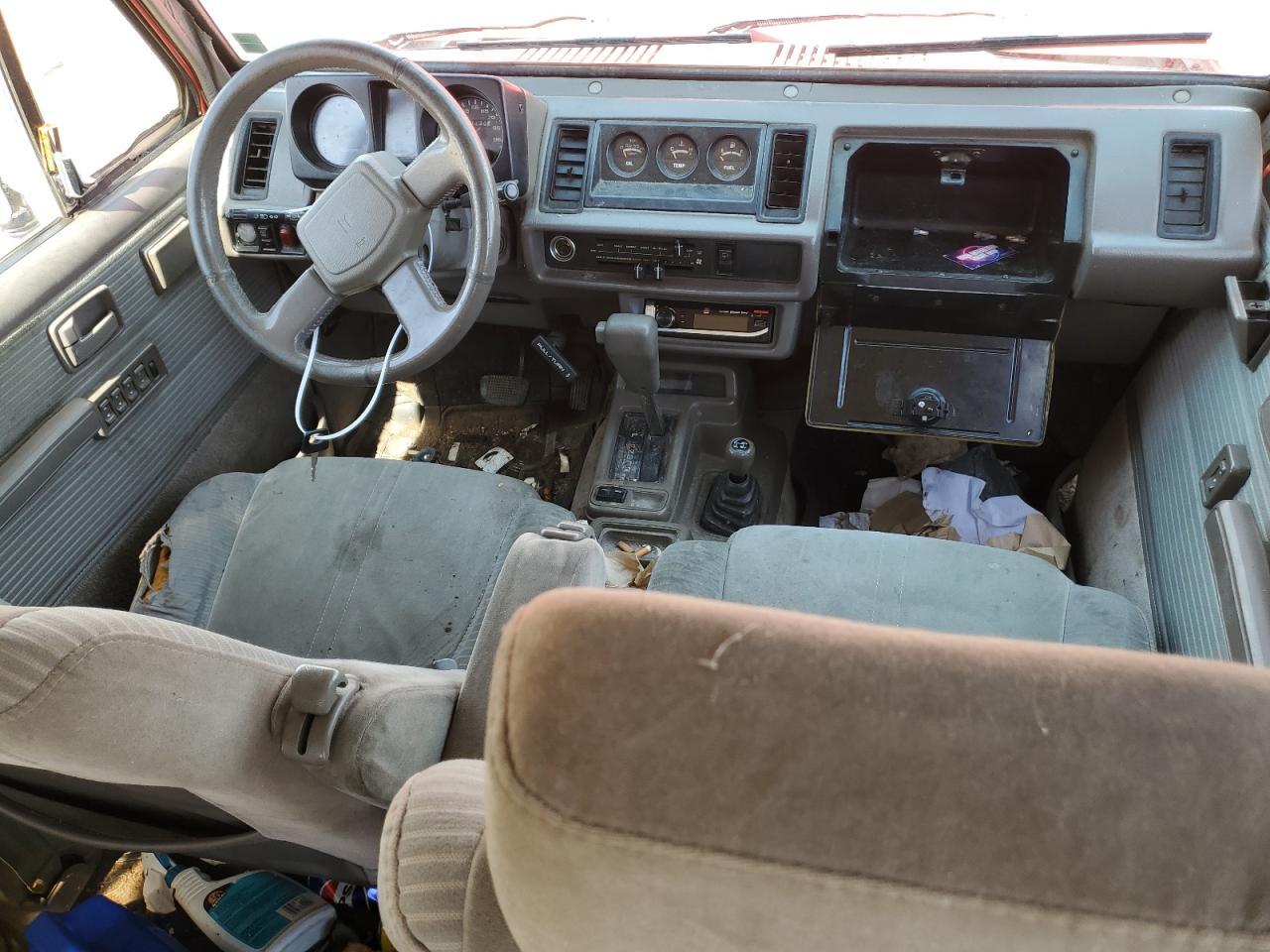 1990 ISUZU Trooper