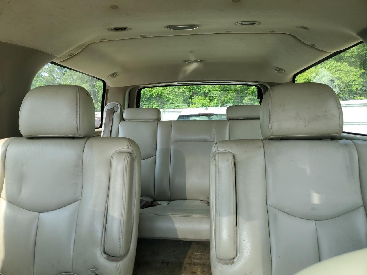 2005 CHEVROLET Suburban